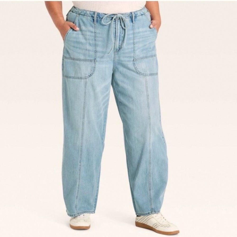 Universal Thread Womens High-Rise Drawstring Barrel Jeans Light Wash Plus 1X 16